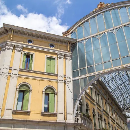 Opera Venice Апартаменты