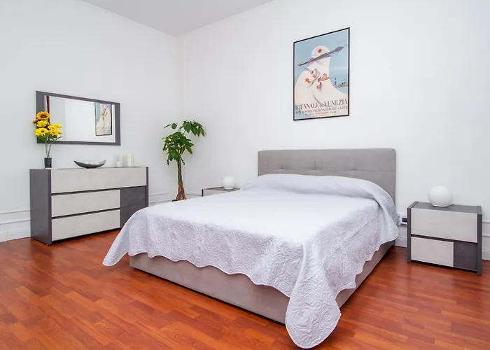 Apartamento Opera Venice *